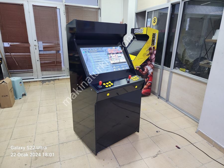 Black Dizayn Game Box - Mehrspielige 82 Zoll Arcade-Maschine