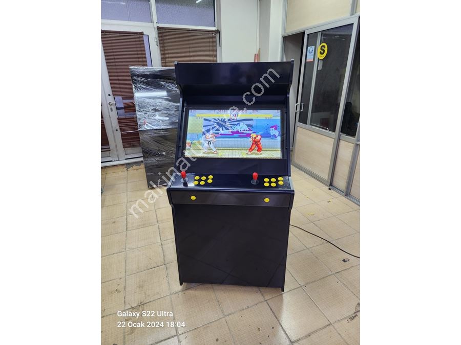 Black Dizayn Game Box - Mehrspielige 82 Zoll Arcade-Maschine