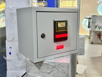 Duschtmatik - Duschautomat, der mit Bargeld funktioniert - 1
