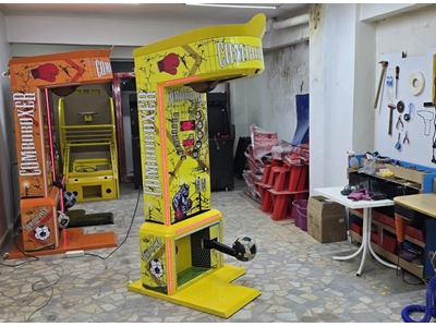 Machine à boxe combo à boîtier épais de couleur jaune - 1