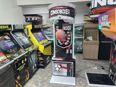 Machine à boxe combo à boîtier épais de couleur noire - 4