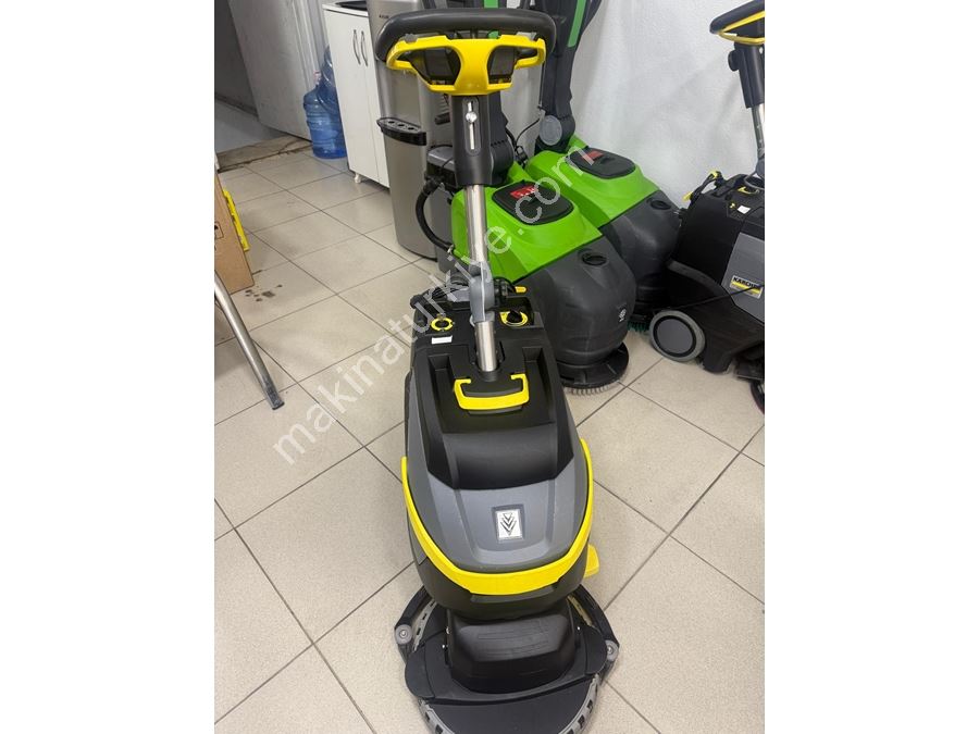 Karcher Bd 38/12 AKÜLÜ Zemin Yıkama Makinesi ( Garantili 2.El)