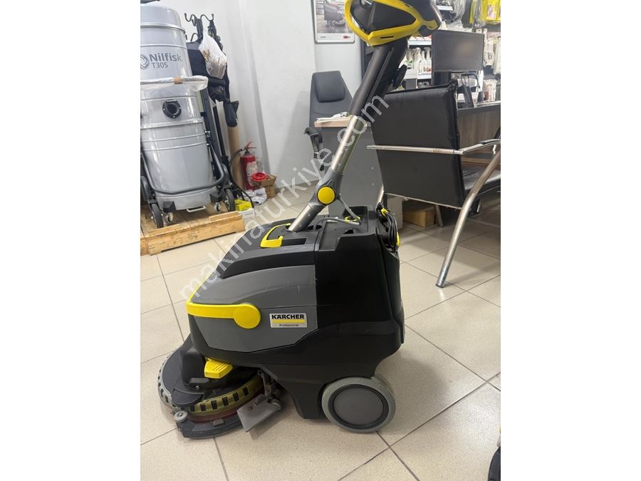 Karcher Bd 38/12 AKÜLÜ Zemin Yıkama Makinesi ( Garantili 2.El)