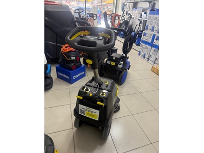 Karcher Bd 38/12 AKÜLÜ Zemin Yıkama Makinesi ( Garantili 2.El) - 4