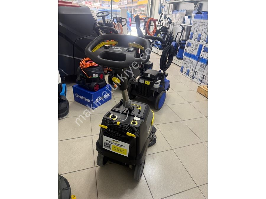 Karcher Bd 38/12 AKÜLÜ Zemin Yıkama Makinesi ( Garantili 2.El)