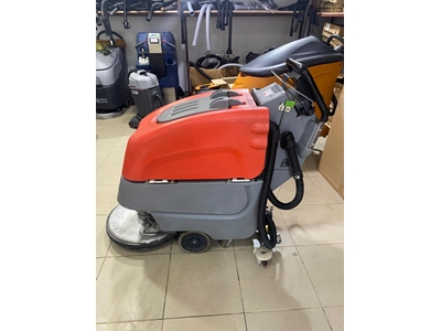 İticili Temizlik Makinesi - Haftalık Kiralama - 20