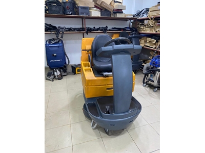 Binicili Temizlik Makinesi - Günlük Kiralama
