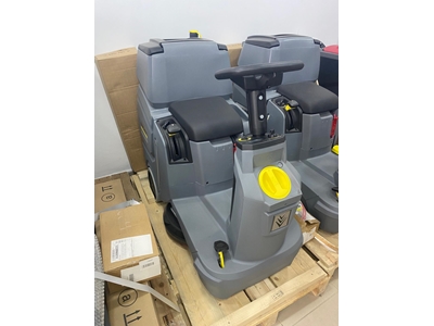 Karcher BD 50/70 Endüstriyel Zemin Otomatı - 2