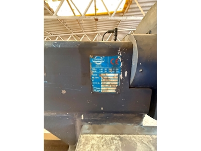 Machine à riveter Caka - 1