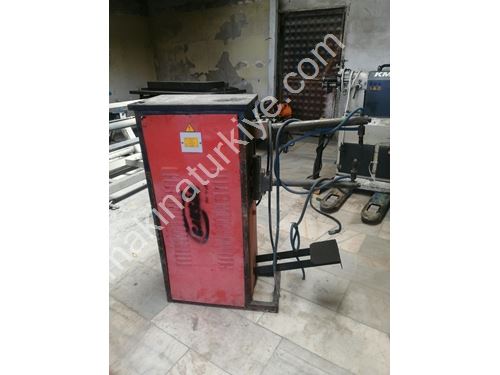  Ayaklı 20 Kva Pedallı Punta Kaynak Makinası