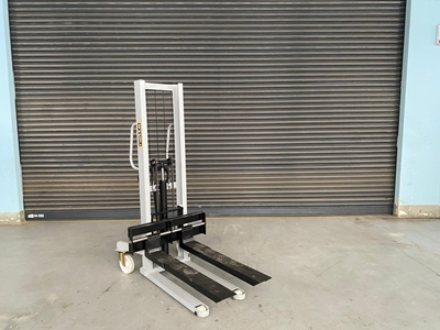 1.5 Ton Kaldırma Kapasiteli Manuel İstif
