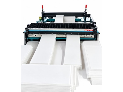 Machine de découpe de tissu, de toile et de papier