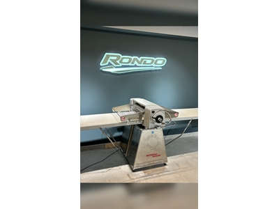 Machine professionnelle de pétrissage et de laminage de pâte Rondo Baklava & Croissant (Dough Sheeter) - 1