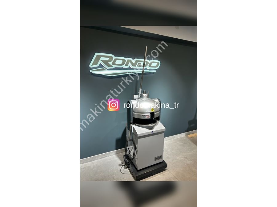 Machine à couper, peser et façonner la pâte Daub Rotomat pour hamburgers, Berliner, petits pains et production de pain