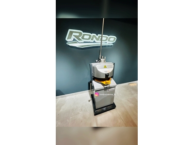 Machine à couper et à rouler la pâte Bongard Rotomat - Machine unique pour hamburgers, petits pains et pizzas - 2