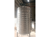 Edelstahlreaktor mit beheizter Spirale und Rührwerk
