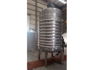 Paslanmaz Reaktör Serpantin Isıtmalı Karıştırıcılı Tank - 1