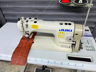 Machine à coudre à double pied en cuir, toile et rembourrage Juki 1181 - 1