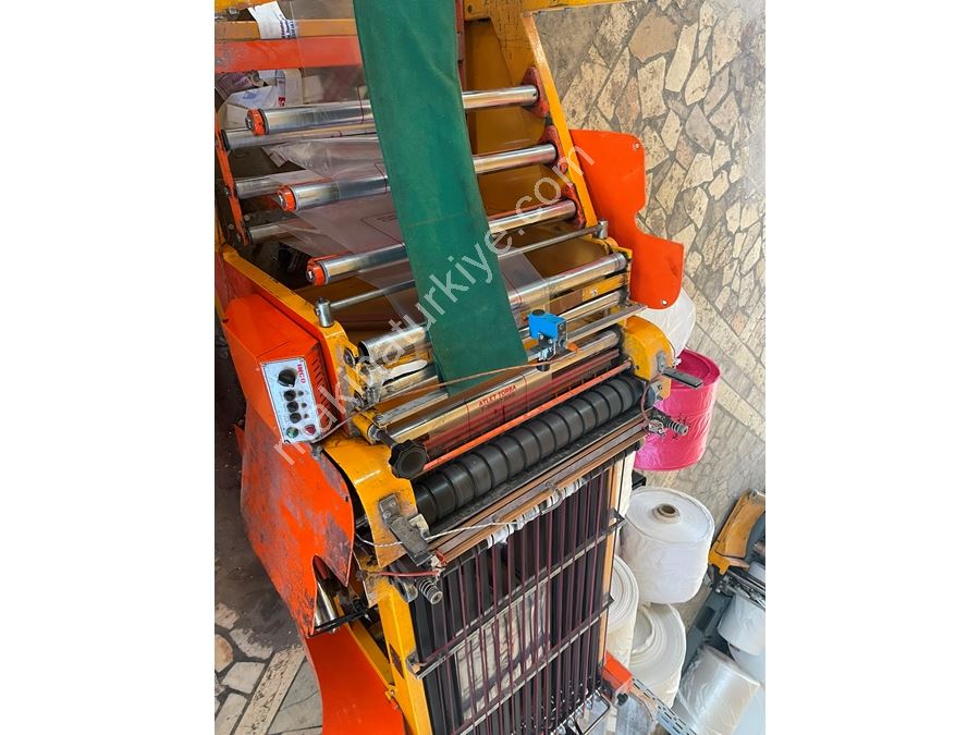 Es-Mak Bm 68 Pf Automatic Bag Cutting Machine