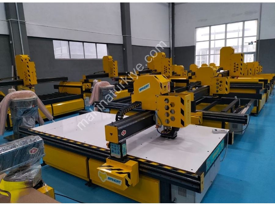 CNC Router с рабочей зоной 160x320 см