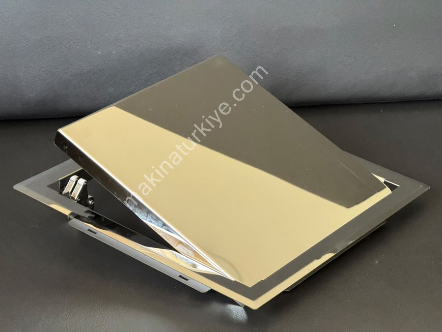 Ultra Bright (No8) Stainless Steel Revision/Intervention Cover
