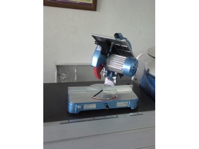 Gönye Kesme Makinası - 300 Lük 