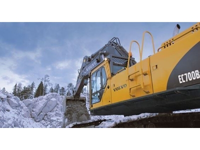 Paletli Ekskavatör - 68,3 ton - 0
