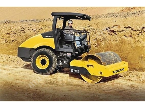 Büyük Toprak Silindiri  ( 7,4 Ton )