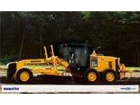 Komatsu Greyder ( 218 Hp )
