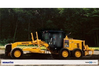 Komatsu Greyder ( 218 Hp )