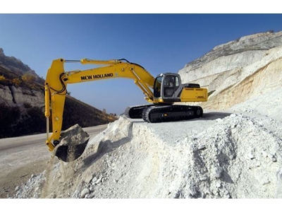 Paletli Ekskavatör  ( 288 Hp - 38,4 Ton ) - 0