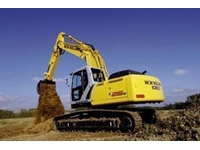Paletli Ekskavatör / New Holland-Kobelco E215b