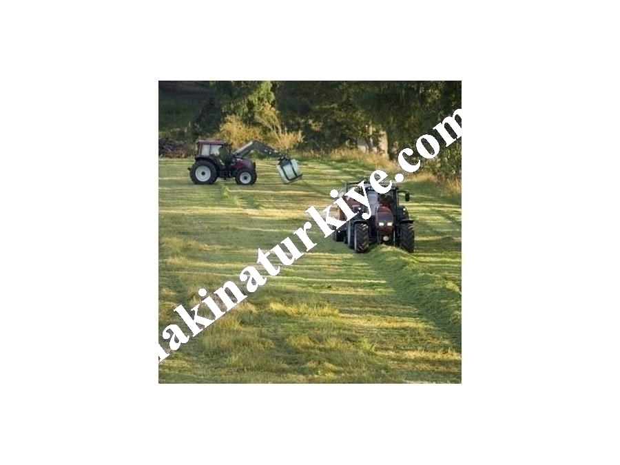 Tarla Traktörü / Valtra Hitech N141