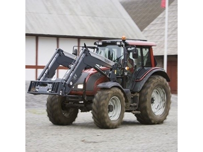 Tarla Traktörü / Valtra Hitech N141 - 3