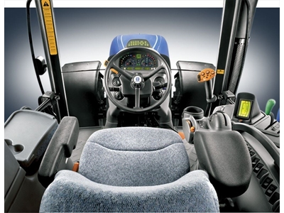 Tarla Traktörü / New Holland T7060 Dt Klı. Kab. Ön Hıdr. Pto  - 1