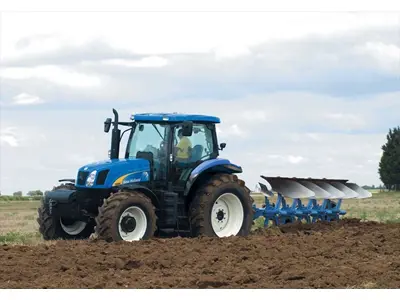 Field Tractor / New Holland T6080 Elite Dt 4WD