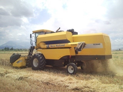 Biçerdöver / New Holland Tc 5040 