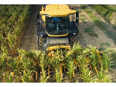 Yem Hasat Makinesi / New Holland Fr 9050 - 0