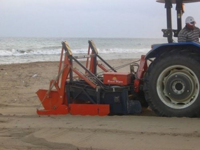 Traktör Çekicili Kumsal Temizlik Makinası / Durclean Beach Cleaner - 3