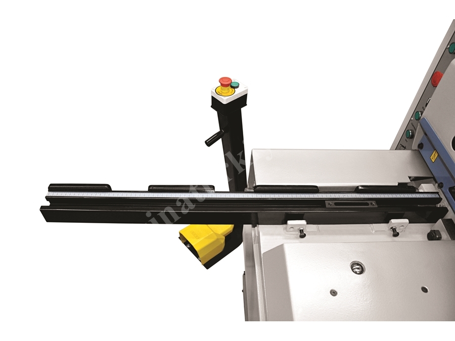 Giyotin Makas ( 1560 X 5 Mm ) SRGM