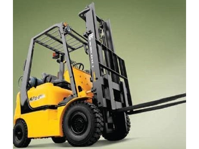 Lpg' Li / Benzinli Forklift / Hyundaı Hlf 15-5 - 0