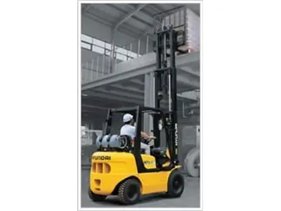 Battery Powered Forklift / Hyundai HBT 40