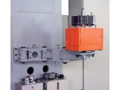 Cnc Köprü Tipi İşleme Merkezi Dk-2500 - 1