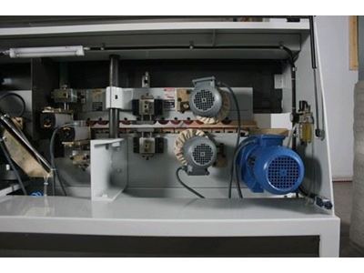 Machine d'Encollage de Bords (Découpe en Tête, en Queue, Fraisage, Excavation, Polissage) - 3