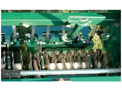 Pull Type 25 Hp 101 Cm Overseed Grass Seeder Machine - 3