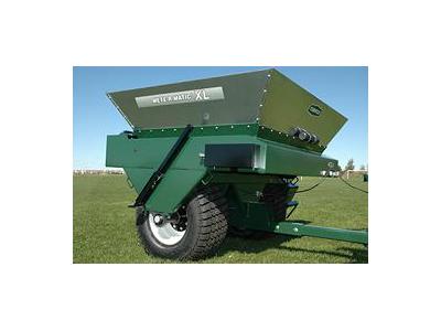 Topdresser - Çekilir Tip 150 Cm Çim Üstü Kum Serme Makinası - 4