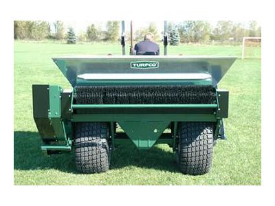 Topdresser - Çekilir Tip 150 Cm Çim Üstü Kum Serme Makinası - 2