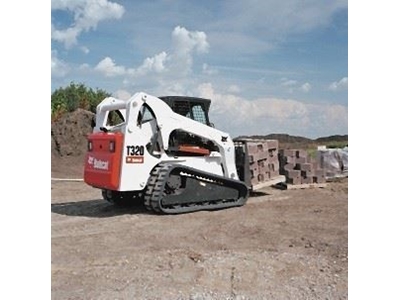Paletli Mini Yükleyici / Bobcat T320 - 1