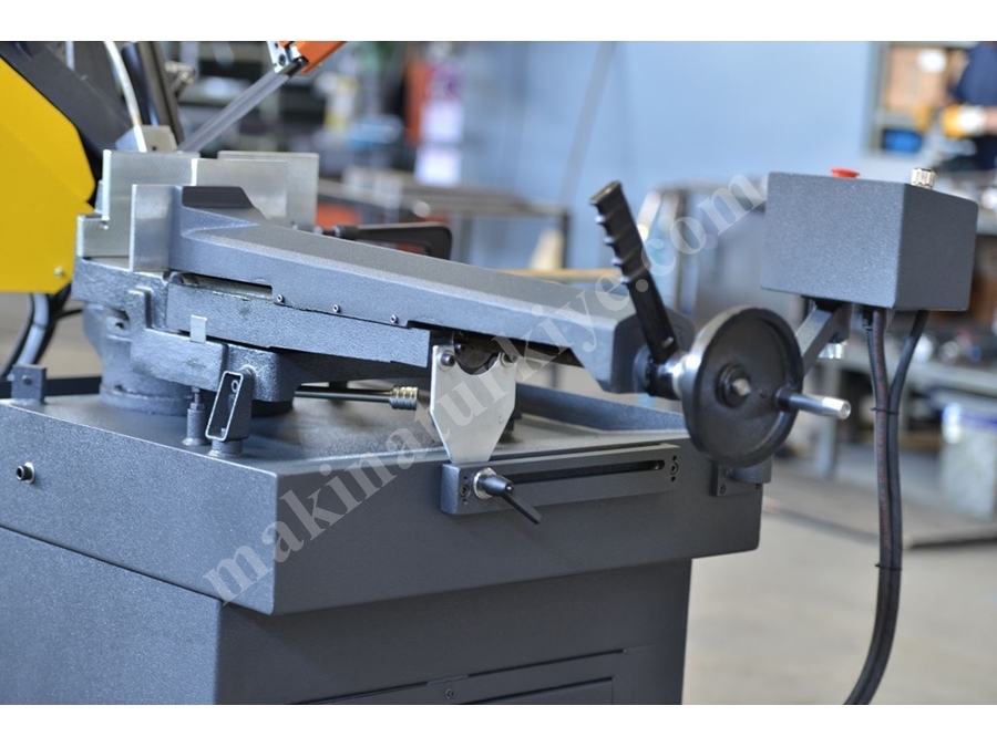 Çift Açılı Manuel Şerit Testere Makinesi  BMS-270 DG