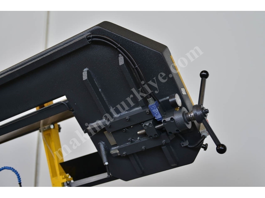 Manuel Açılı Şerit Testere Makinesi  (BMS-320 L)